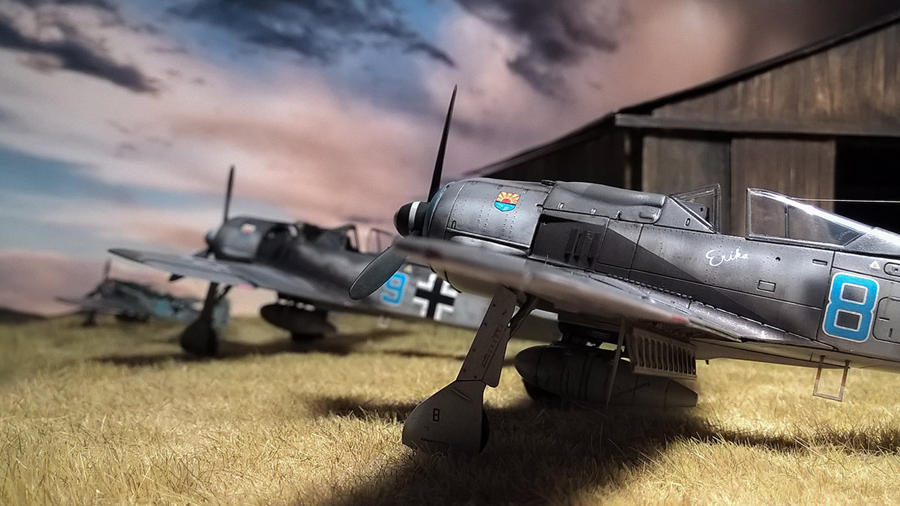 Fw-190 A-8 final — port side