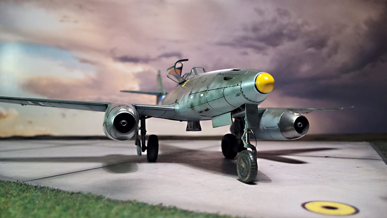Me-262 — rollout