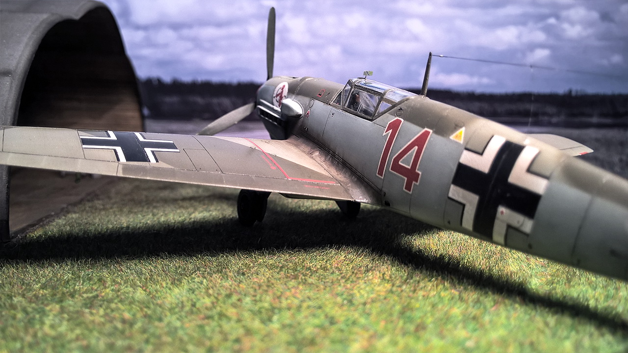 Bf-109 E-1 Red 14