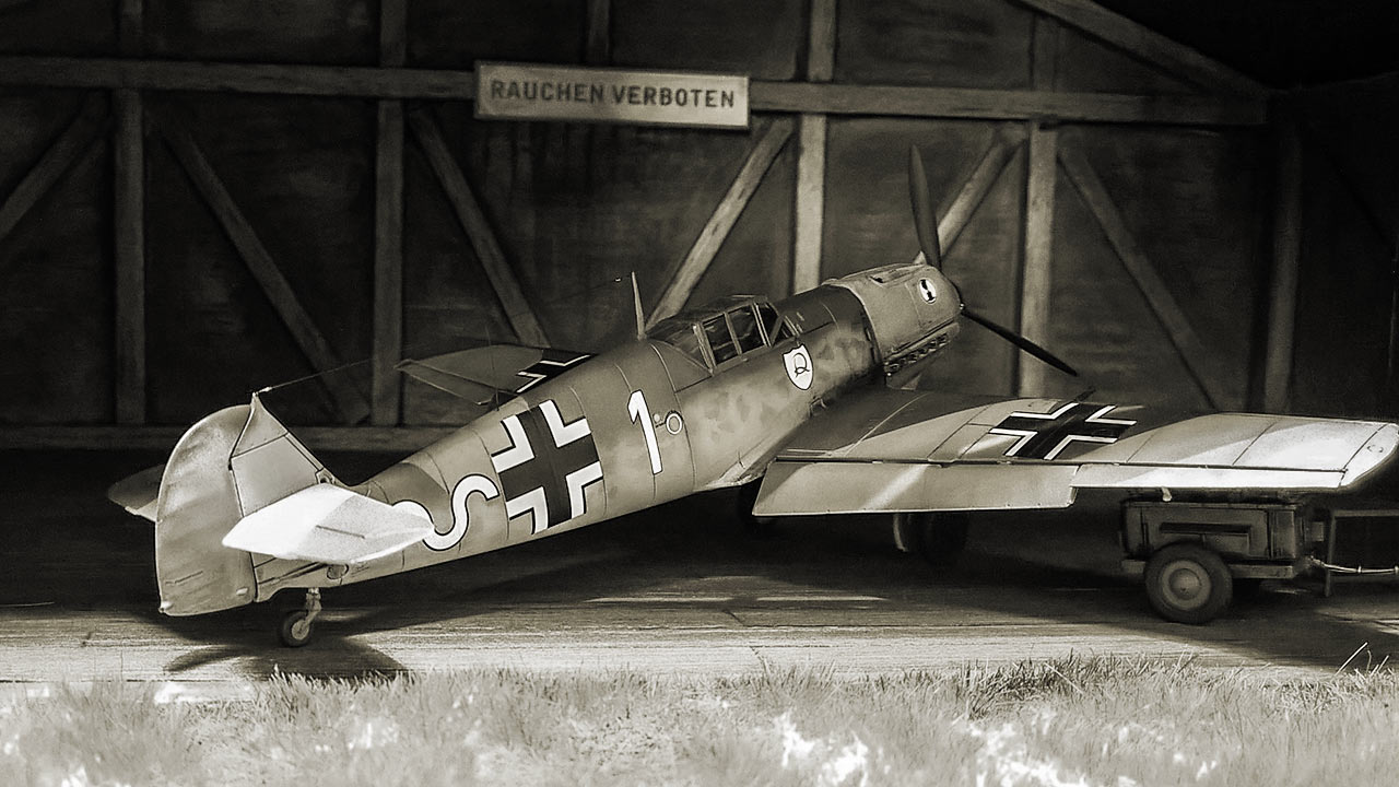 Bf-109 E-7 Machold