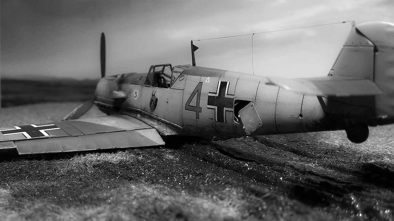 Bf-109 E crash landing