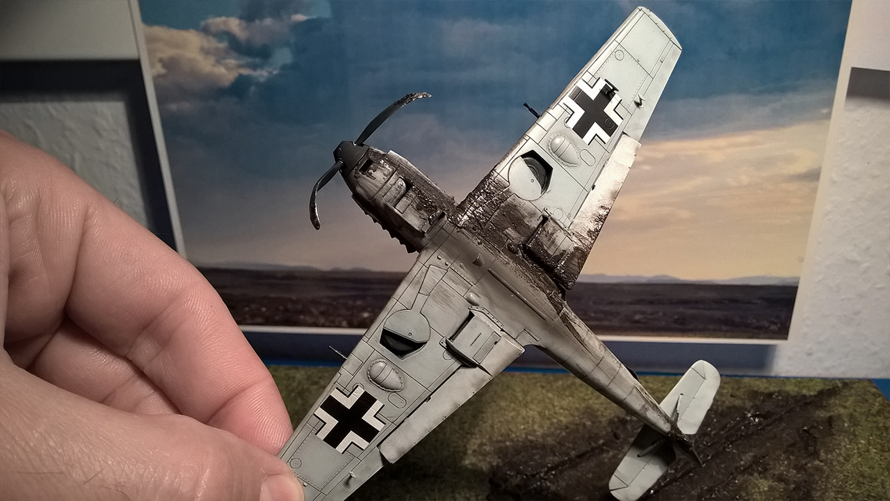 Bf-109 E crash landing