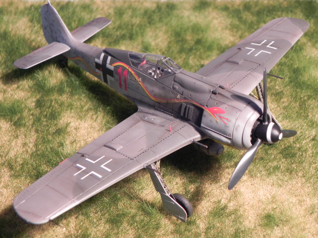 Fw-190 A-8 Red 11 Jagdgruppe 10