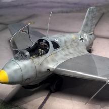 Academy-Me163-Komet-1_72-04