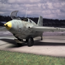 Academy-Me163-Komet-1_72-Vorfeld