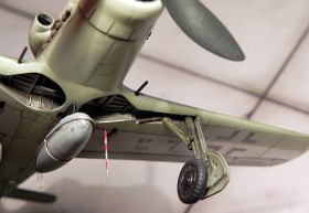 DSCN2096 Der Fahrwerkschacht sollte dem Original entsprechend geändert werden (siehe Baubericht)