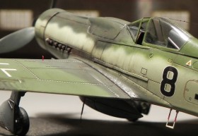 DSCN2104c Abgasspuren aus Pastelkreide und Tusche