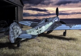 Fertiges Modell der FW-190 D9 von AZ-Modell als Rollout