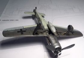 Fertiges Modell der FW-190 D9 von AZ-Modell in 1/72