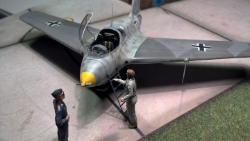 Me 163 Komet 1/72 Academy