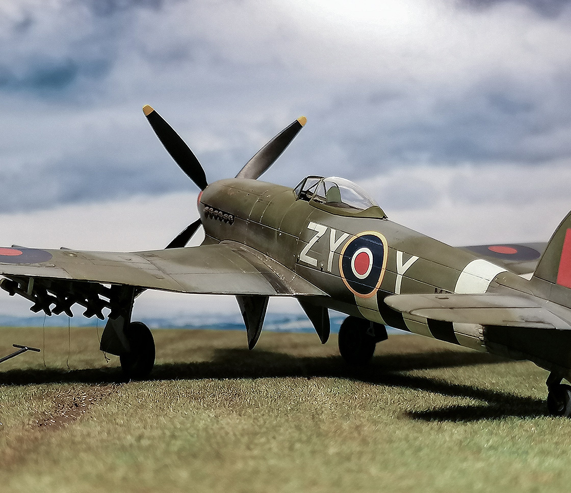 003_Airfix-Hawker-Typhoon-1_72
