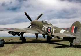003_Airfix-Hawker-Typhoon-1_72